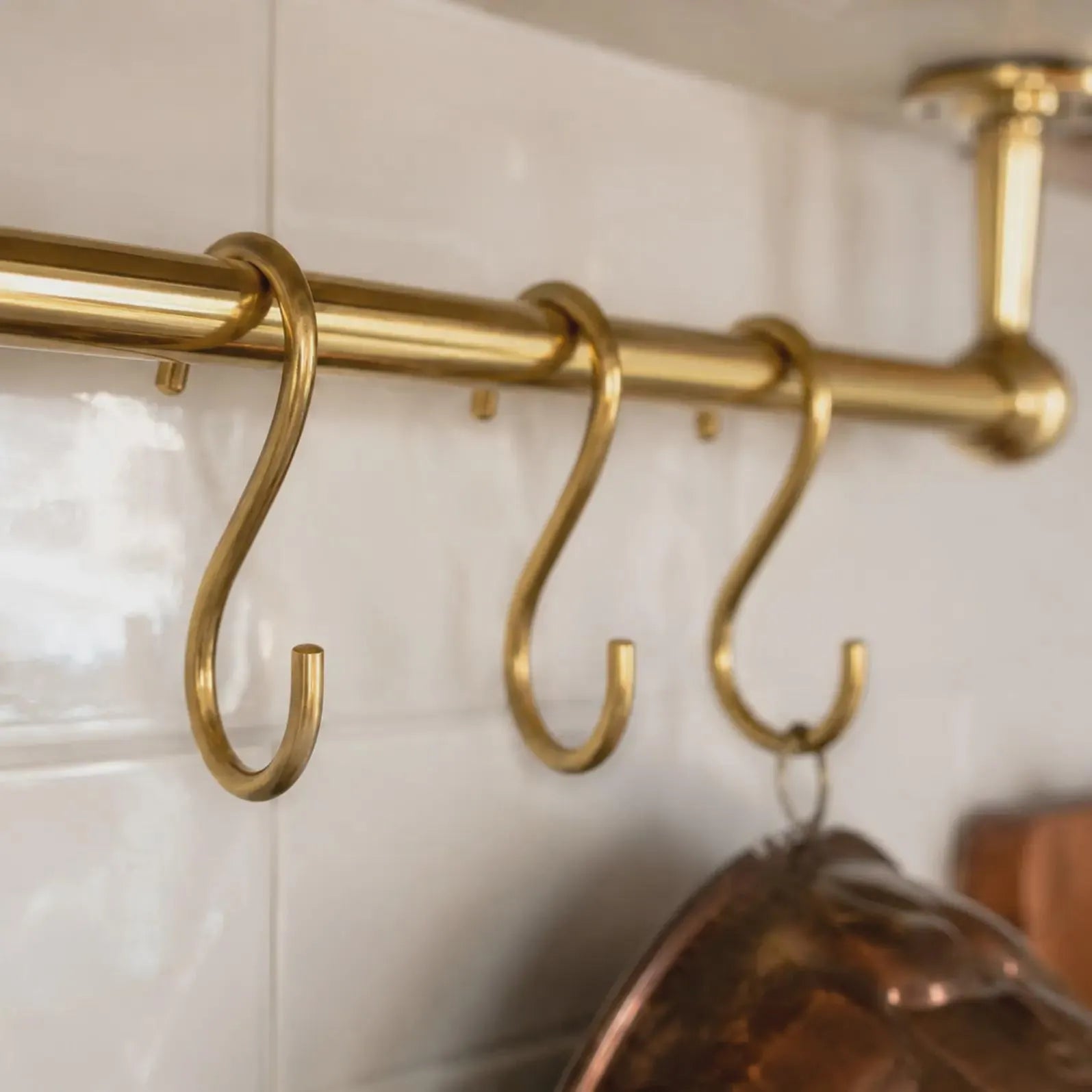 Ceiling Mounted Brass Rod with S-Hooks – Rustic Heavy Duty Hanging Bar and Pot Rack