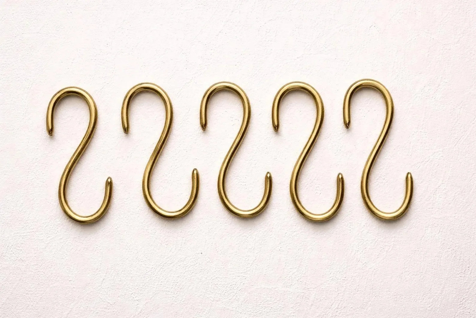 Wall-Mounted Brass Rod with S-Hooks – Rustic Heavy Duty Hanging Bar, Brass Pot Rack